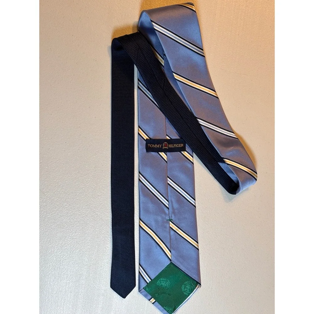 Tommy Hilfiger Men's Silk Stripe Necktie Blue Yellow White Black‎ Formal Note!
